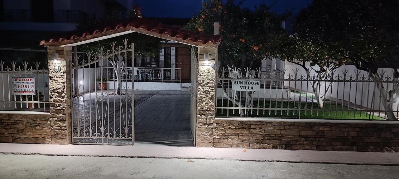 Sunhouse Vrachati Exterior photo